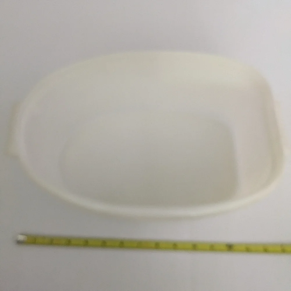 Vintage Tupperware ham, roast turkey, chicken Saver Keeper container,no lid
